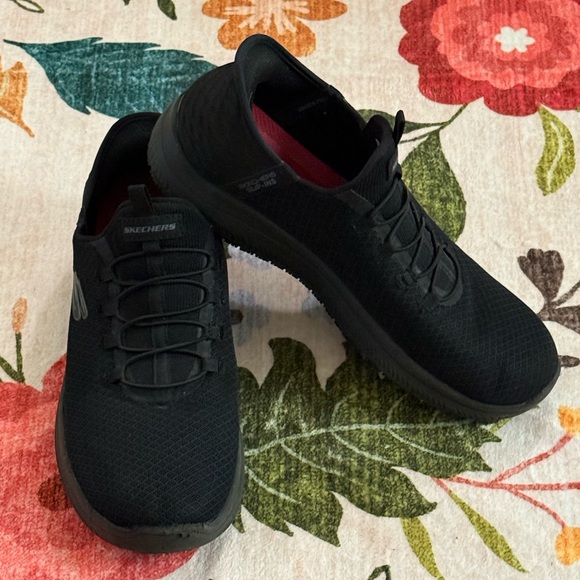 Skechers Women’s Slip Ins Black Sneakers Size 9 - Picture 9 of 9